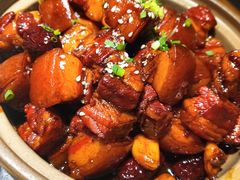 红烧肉-偶屋里钵少爷(时代广场店)