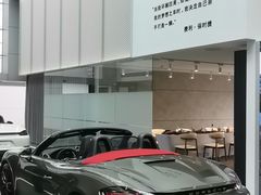 -上海浦东保时捷中心