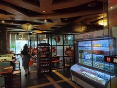 大堂-莽子老火锅(大坪店)