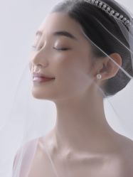 -至臻微拉婚纱摄影