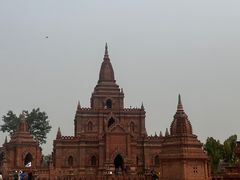 -一寨两国风景区