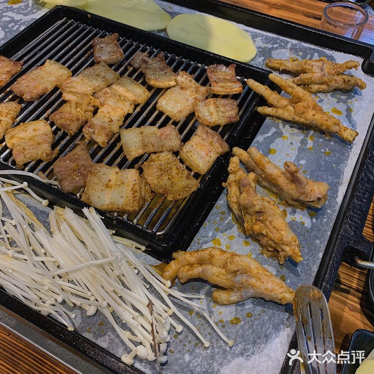 金华兰溪网红烤肉火盆烧烤五花肉打卡