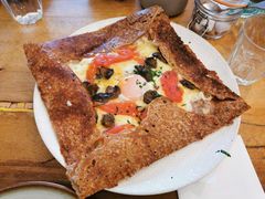 熏肉鸡蛋芝士奶油蘑菇可丽饼-RAC BAR(安福路店)