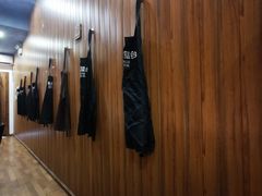 -独食火锅·半米屋台(直营总店)