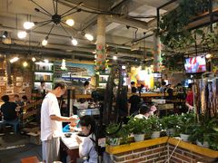 大堂-钢管厂歆瑞源油卤串串香(春熙路太古里店)