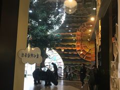 -钟书阁(松江泰晤士小镇店)