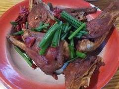 香酥鸭头-冶建镜子·老南昌大排档·江西虾王(总店)