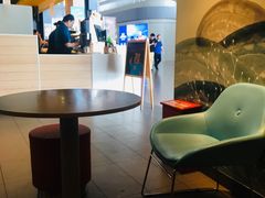 大堂-麦当劳(禄口机场T2航站楼)