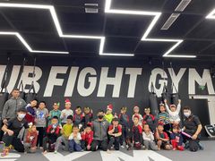 -成杰格斗·拳击·柔术·防身术(建设路店)