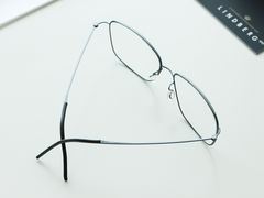 -目艮眼镜SHOWROOM(品牌集合店)