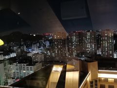 -宝利来国际大酒店-凤凰阁旋转餐厅
