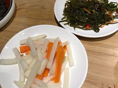 -小鱼小牛·鱼牛干锅·脆鱼火锅(世欧广场店)