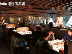 大堂-海底捞火锅鲜切牛肉主题店(长寿路店)