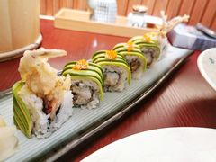 牛油果软壳蟹卷-蟹田居·活蟹料理(东城店)