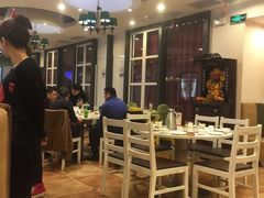 -闫府私房菜(经四路万达店)