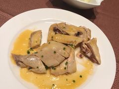 特色葱油鸡-东方明珠老上海8号餐厅(东方明珠广播电视塔店)