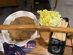 -牛村来人潮汕牛肉火锅(西单店)