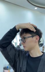 -MOVAN  HAIR莫凡匠人发型屋