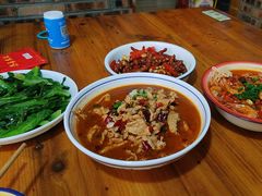 -老三样·美食研究中心(世贸路店)