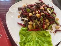 -鑫渔港海鲜本地菜·山海关浑锅(东戴河店)