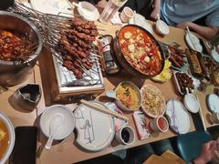 -街角等你.大连海鲜烧烤.经典铁板海鲜串(西安路店)