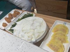 -三人行骨头王火锅(长寿店)