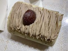 霸气栗子蒙布朗卷-盒马鲜生(丁香国际店)