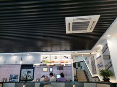 门面-三不牛腩(宾虹路店)