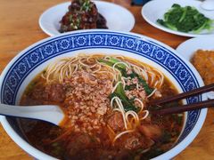 -沪西老弄堂面馆(定西路店)