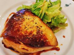 鹅肝配沙拉-Le Comptoir de la Gastronomie