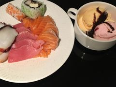 -唐拉雅秀酒店-西锦汇空中BBQ·思创餐厅