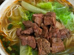 麻辣肥肠面-天府面庄(天平路店)
