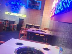 -钢管厂五区小郡肝串串香火锅(人民广场店)