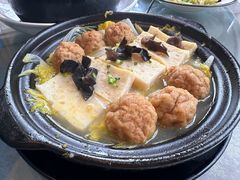 -莲餐厅·湖北菜·潜江小龙虾店(愚园路店)