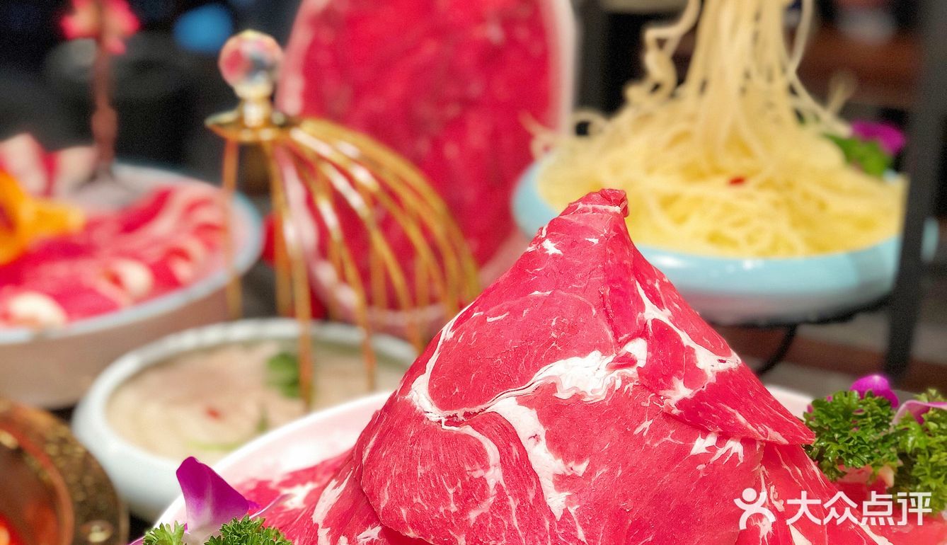 新开‼️他们家👉是真的是真的菜品新鲜锅底好吃😋