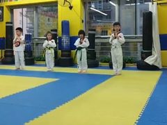 -哈喽实战跆拳道·跳绳·体能(慈云寺馆)