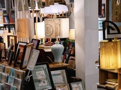 -邊城書店