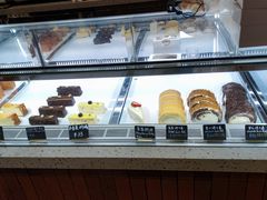 -Dough&Joe团憩(瑞虹天地月亮湾店)