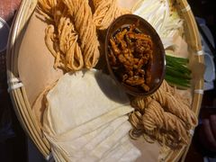 -魏铭鱼头捞饭(晋阳路店)