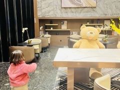 -乔治莫兰迪酒店(济南解放路山东大学店)