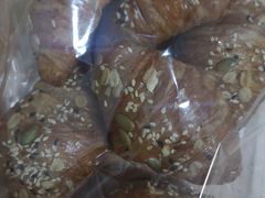 杂粮牛角包-味多美蛋糕(安贞桥东店)