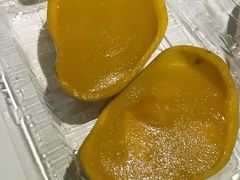 -志龙皇冠吃货椰子铺