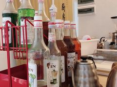 -禾康家蛋糕店