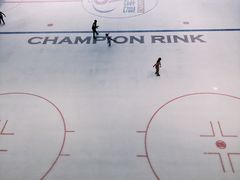 -冠军冰场CHAMPION RINK(凯德广场店)
