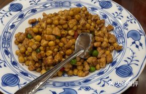 Ginkgo Nut and Pork Belly Stir-Fry