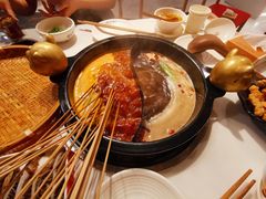 麻辣排骨串串香-逍遥烫特色串串(宽窄巷子店)