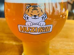 -HUZI虎滋精酿餐吧(京西大悦城店)