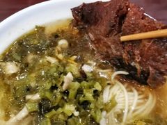 咸菜肉丝爆鱼面-老半斋(福州路店)