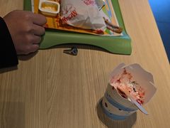 -麦当劳(轻轨曹杨路店)