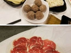 -鲜入围煮花胶鸡海鲜火锅